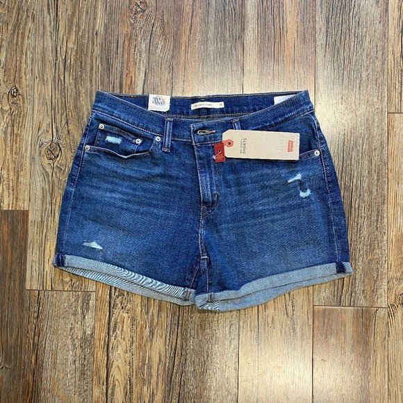 Levi's Pants - 𝅺LEVIS Mid Length Shorts Size 31 NWT